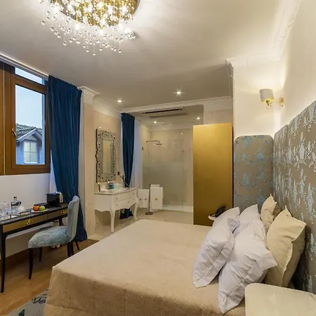 Marmoris Camelia Penzion 4*