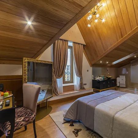 Marmoris Camelia 4* シントラ